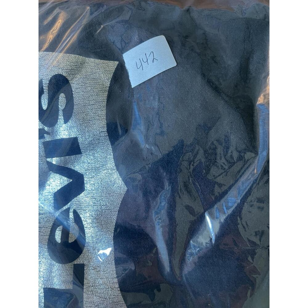 Levi's Boys XL 13-15yrs Black Silver Logo Pullover Hoodie Single Pocket Casual - Picture 6 of 6